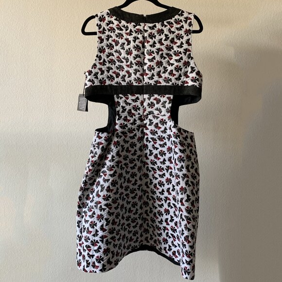 ๐คโจ Anna Sui Geometric Cutout Bodycon Dress โ Bold & Modern! โจ๐ค - Picture 2 of 4